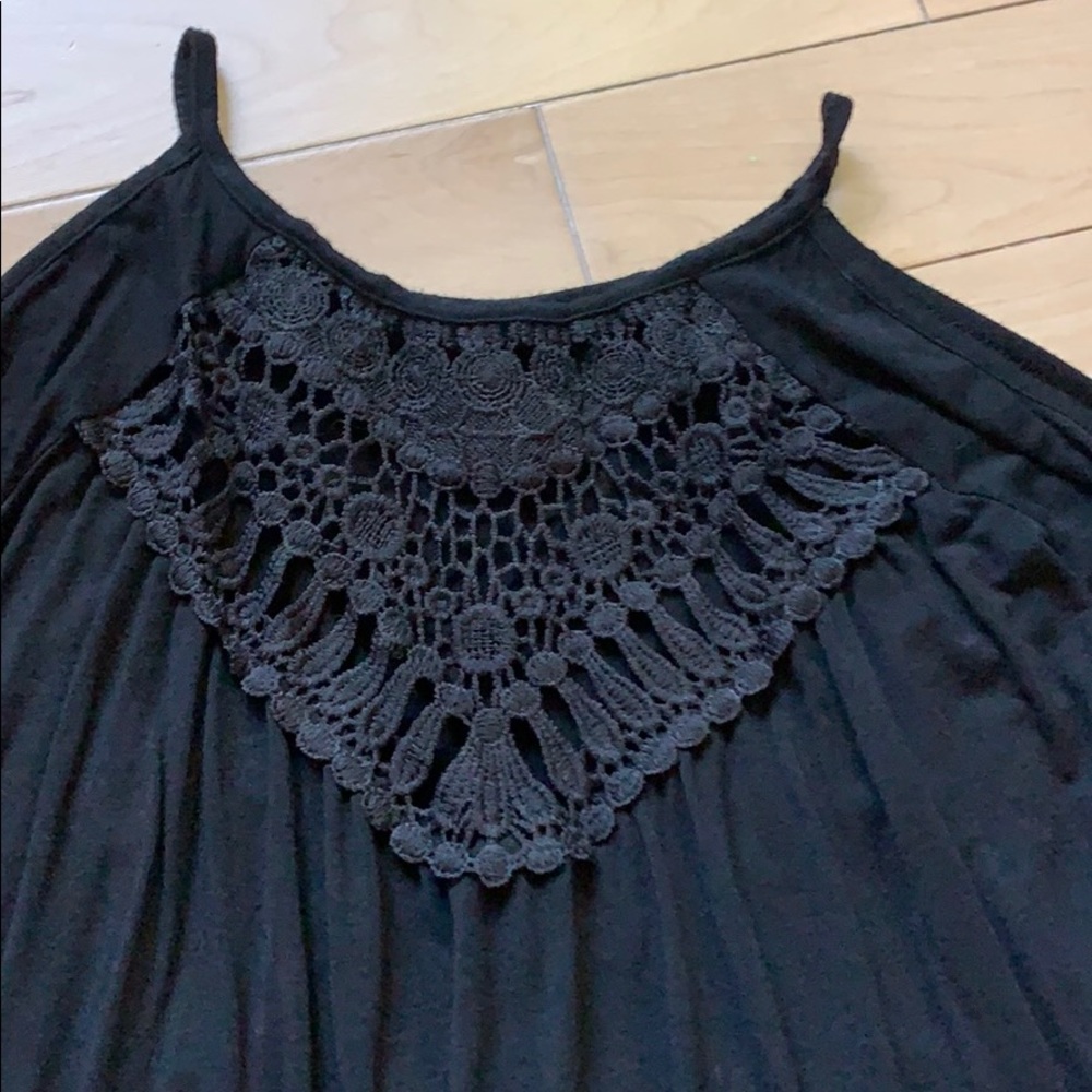 Shirt - Picture 2 of 3